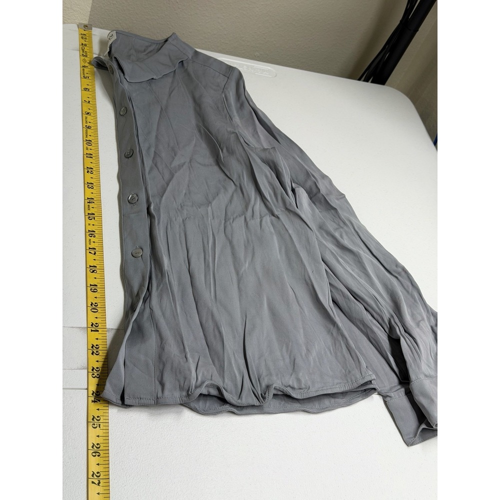 Armani Collezioni Top Womens 10 Gray Silk Stretch Button Up Quiet Luxury Office - Picture 14 of 14